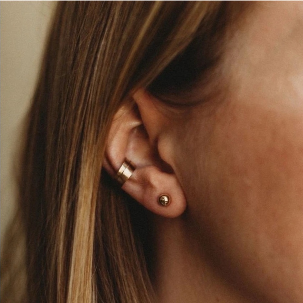 Champagne Gold Ear Cuff